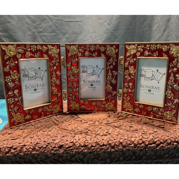 The Bombay Company Other - The Bombay Company Trifold Picture Frame